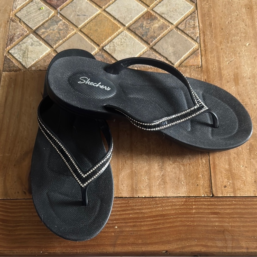 Skechers Black Sandals with Sparkling Accents